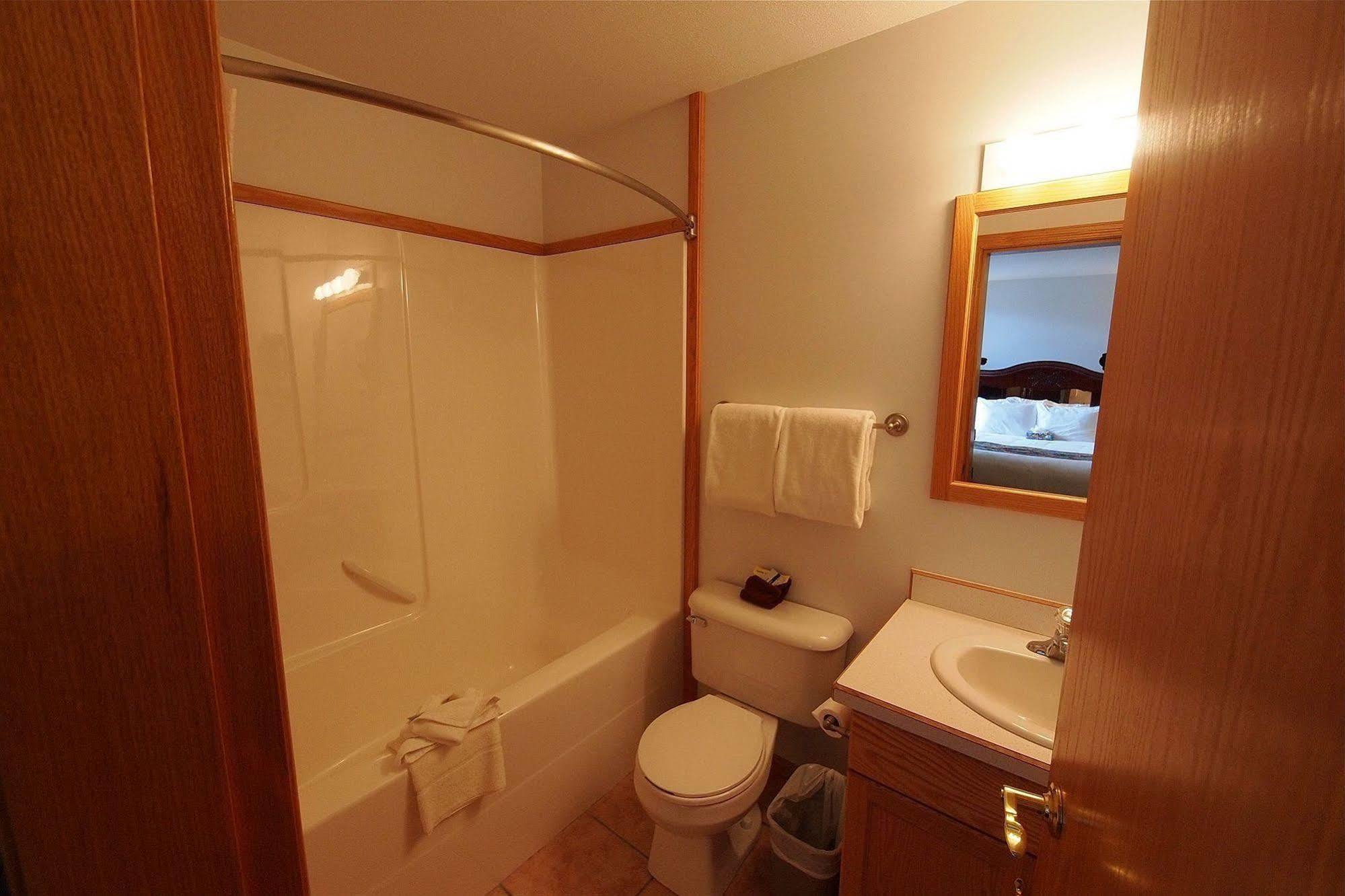 Executive House Suites Hotel & Conference Centre High Level Pokoj fotografie